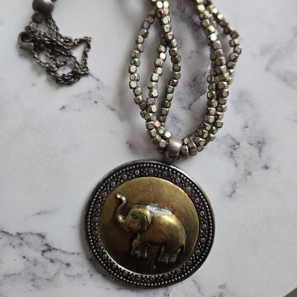 Vintage Brass Elephant Pendant Necklace - Picture 3 of 6